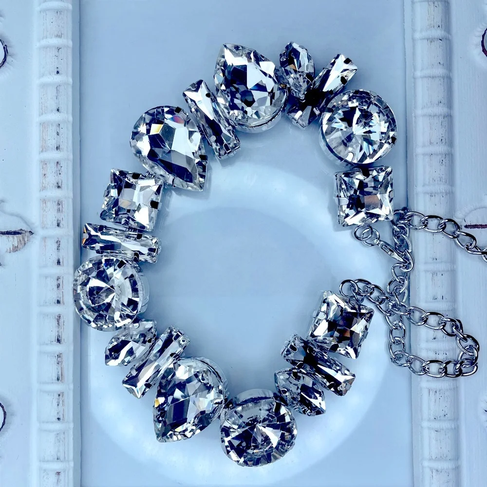 New! Zara’s Stones Chocker Necklace